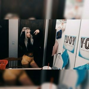 Meet your Posher, Hannah